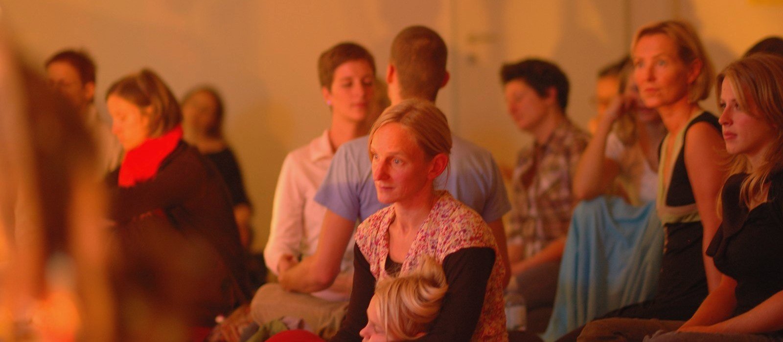 Header DaveStringer crowdphoto